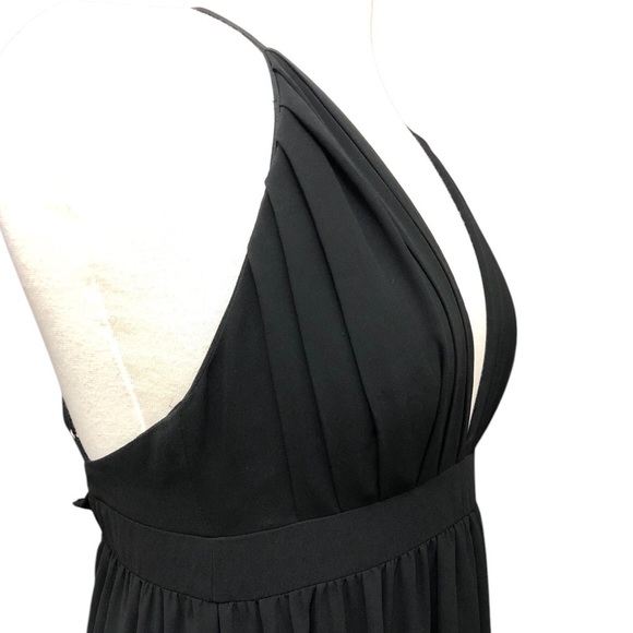 Forever 21 Black Plunging Maxi Dress - Picture 4 of 12